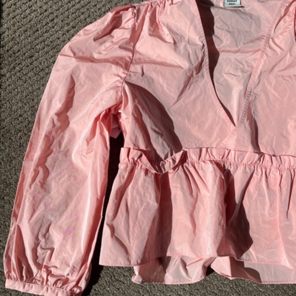 Pink Silk Blouse from Aritzia - Picture 3 of 3